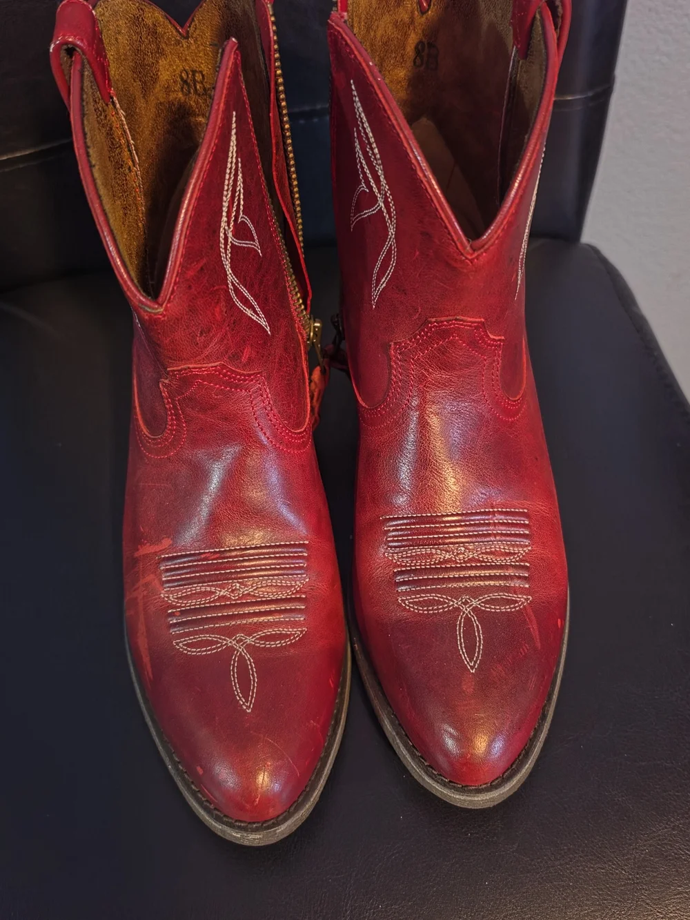 Ariat size 8b